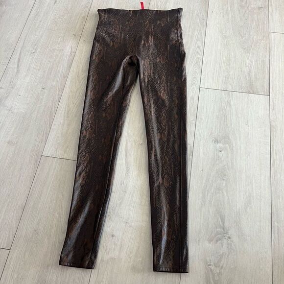 Spanx Snake-Printed Faux Leather Full Length Leggings size M - Picture 1 of 11